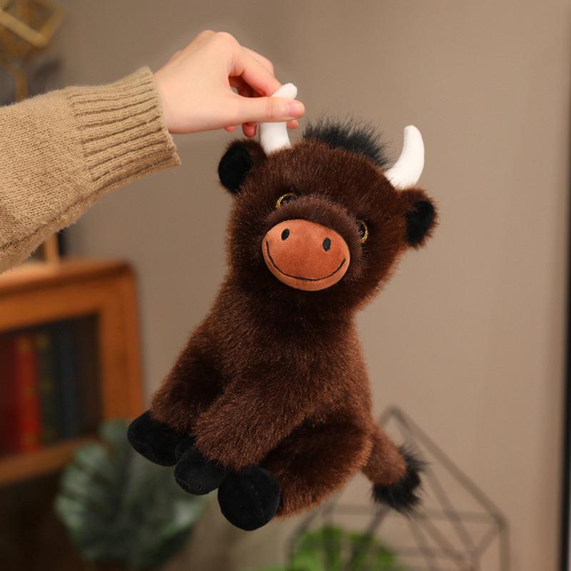 Cute Wholesale 27cm Cute Highland Cattle Plush Toy Lifelike Cattle Stuffed Animal Doll Classic Gift For Children Ranch Souvenirs