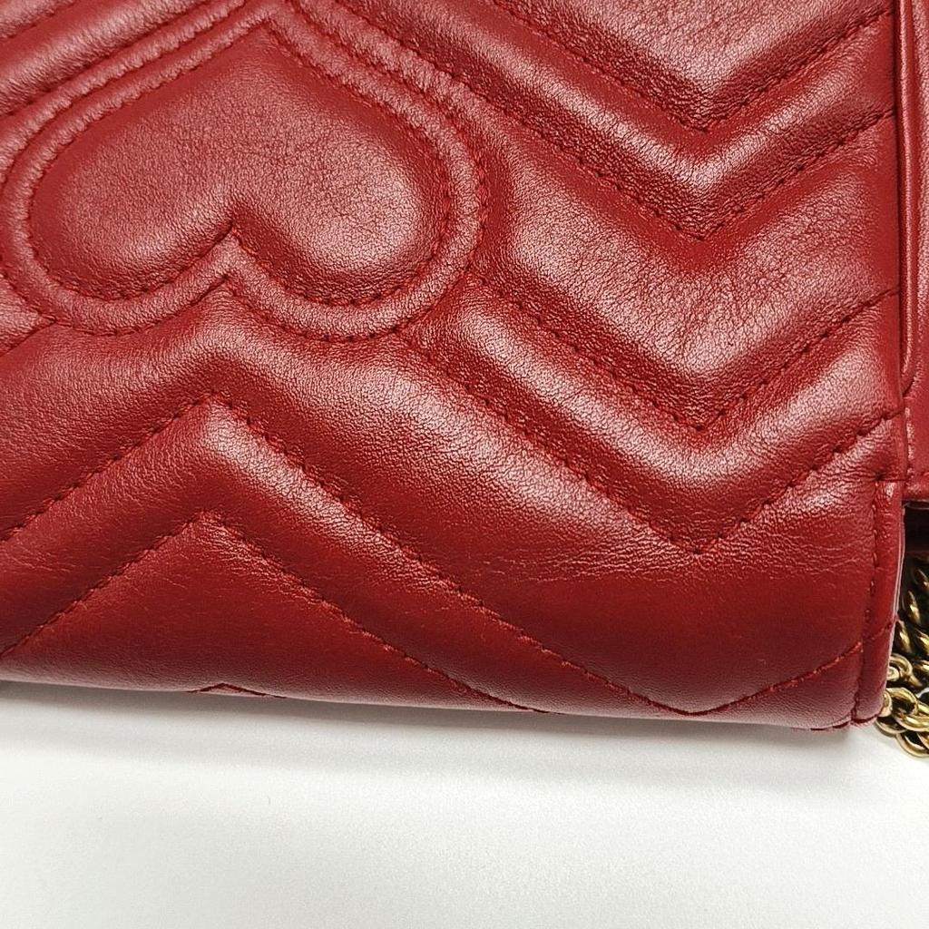 [Pre-Owned] GG Marmont Vintage Metal Logo Quilted Leather Mini Shoulder Bag - Very Good #EBECAE