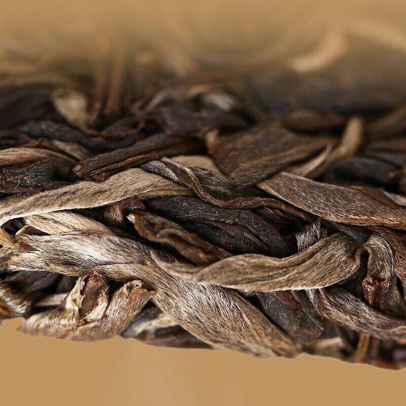 2020 Old Comrade Old Raw Puer Tea Cake 400g Liang Pin Ling Qi Shen Puer Tea