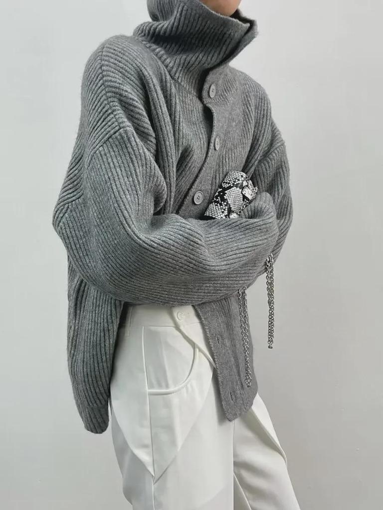 Unisex Korean Fashion Knitted Sweater: Loose Fit with Button Details for Autumn/Winter