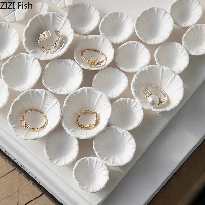 Blooming White Flower Wall Hanging Paintings Living Room Decoration Background Display Wall Mounted Floral Petals Ornaments