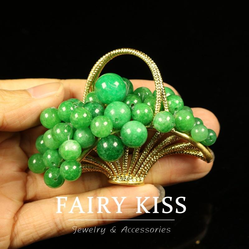 Green Grape Flower Basket Delicate Alloy Accessories Women's Premium Light Luxury Brooch Pin