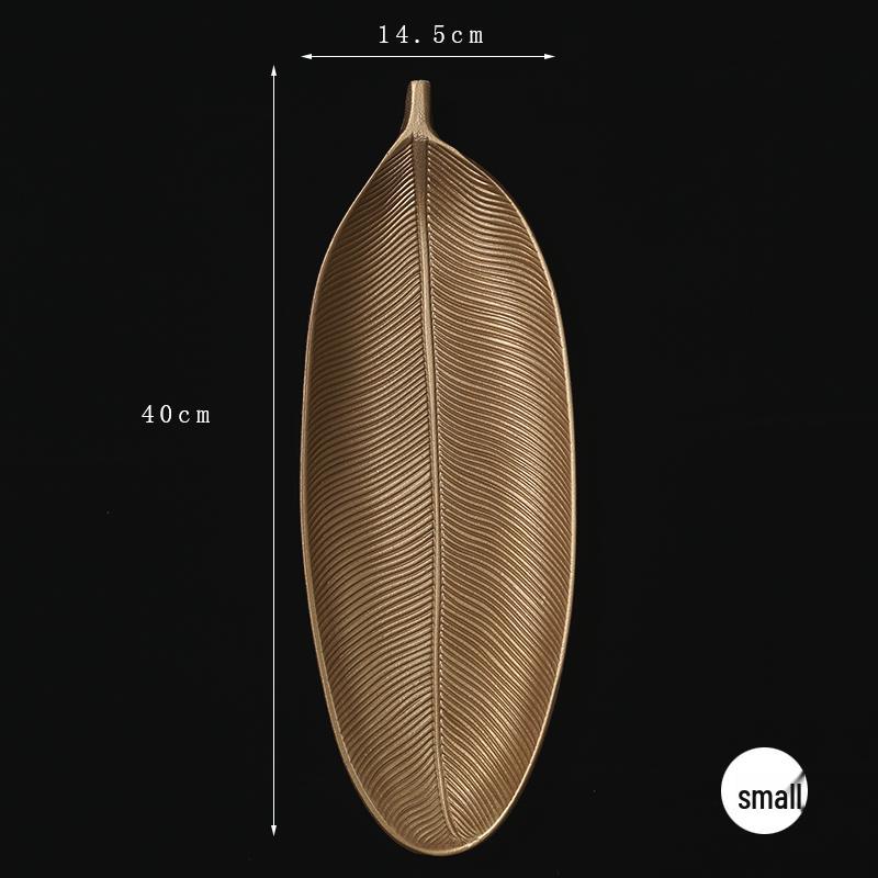 INS Nordic Snack & Candy Tray: Elegant Golden Decorative Plate for Living Room or Dining Table Storage and Ornamentation.