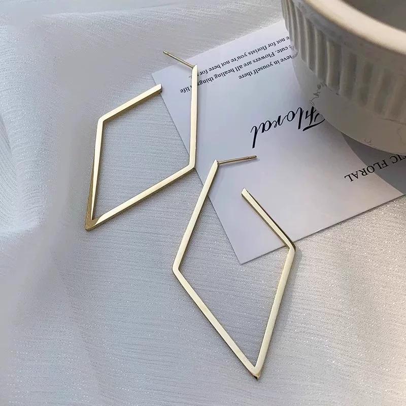 

European and American Style Square Exaggerated Earrings for Women, 2026 Model, Light Luxury High-End Design, Pure Silver Earrings, Ear Studs Earrings