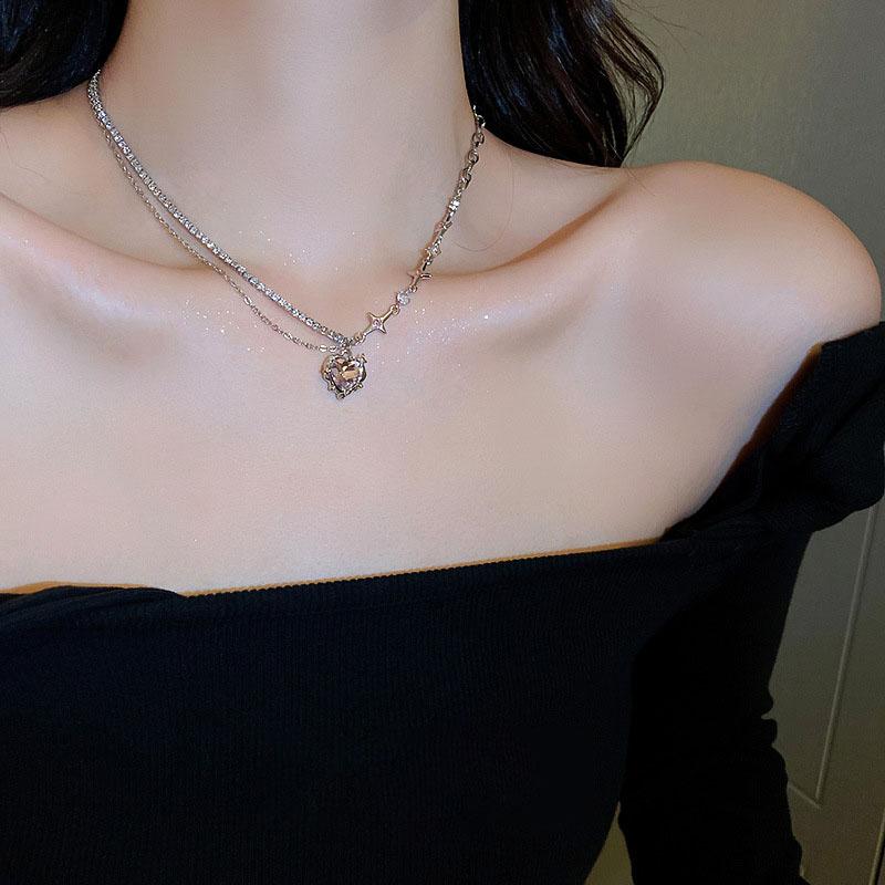 Y2K Pink Crystal Heart Pendant Necklace Women Sweet Cool Girl Punk Clavicle Chain Fashion Aesthetic Necklace Jewelry Gift 2026