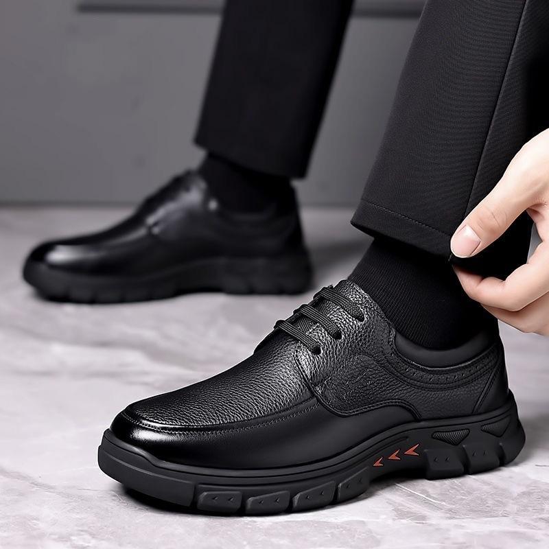 Men's Leather Shoes Spring New Soft Leather Light Non-slip Leather Round Head Shoes Trendy Business Leather Shoes