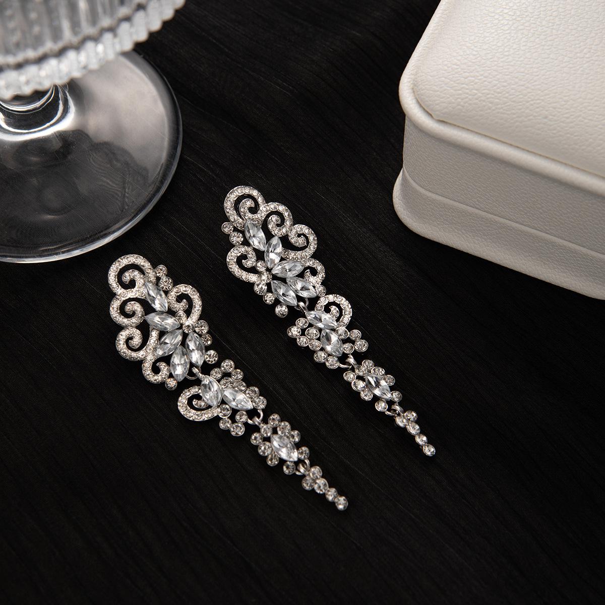 High-End Silver Needle European American Long Dangle Earrings with Diamond Inlaid, Super Shiny Tassel Design for Evening Parties