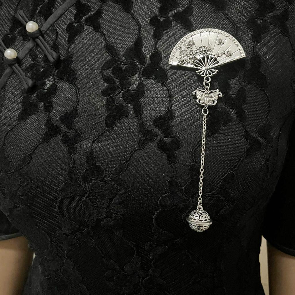 Retro Chinese Plum Blossom Fan Brooch with Tassel Pendant