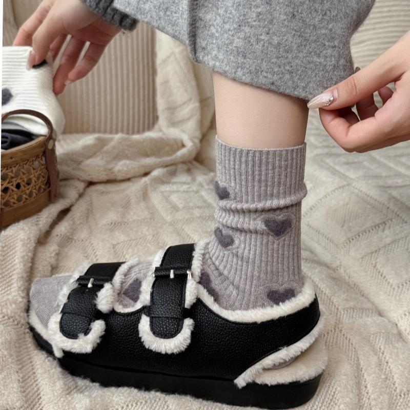 New Flocked Love Imitation Cashmere Socks Vertical Bar Mid-Leg Socks Thickened And Warm, Solid Color Simple Stacked Socks