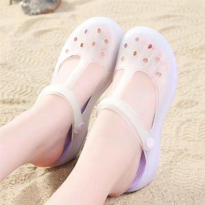 Women's Summer Jelly Sandals - Flat, Soft, Closed Toe Beach Shoes