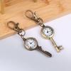 Niedliche schöne Taschenuhr im Markenstil mit Schlüsselanhänger und Kette aus Quarz