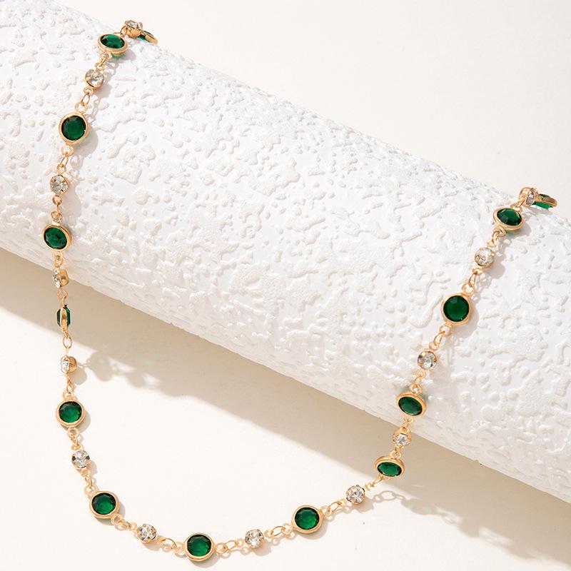 Green Zircon Niche Personality Retro Diamond-encrusted Short Necklace Collarbone Chain Neck Chain Chocker Female