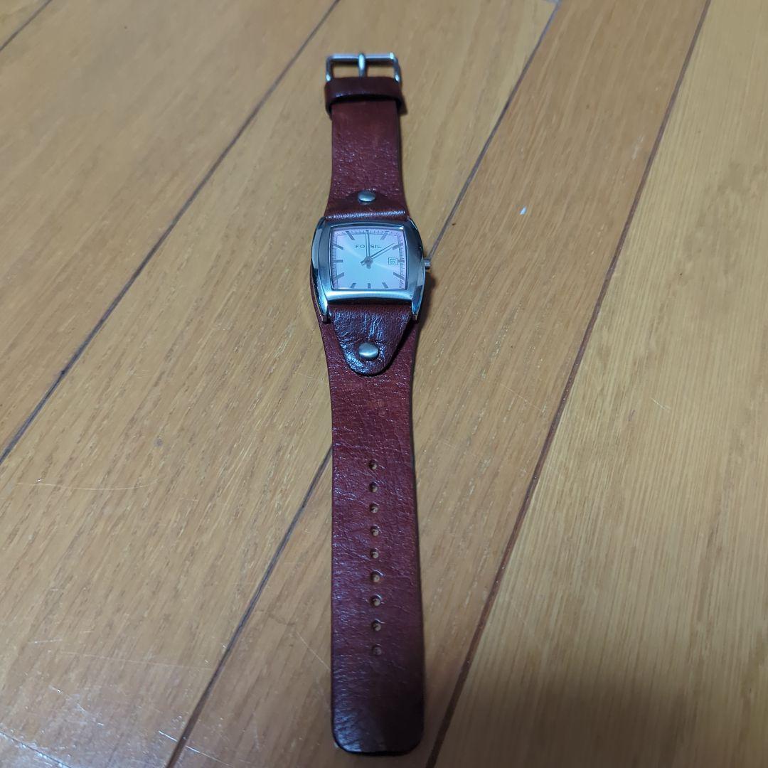 Used FOSSIL analog watch, pink dial, brown leather belt