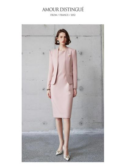 AD Terno Profissional Exquisito Único Outono 2024: Conjunto Blazer sem Gola e Vestido
