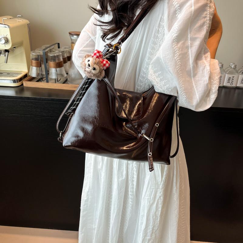 Schoolbag Large-capacity Commuter Tote Bag Women's 1011 New Casual Niche Design Single Shoulder Messenger Bag Three-purpose Bag Backpack