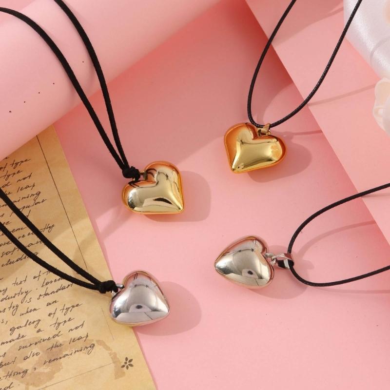 Chunky-Heart Choker Necklace Big Heart Pendant Tie-up Choker Necklace Adjustable Chain for Women Teen Girls Y2K Jewelry