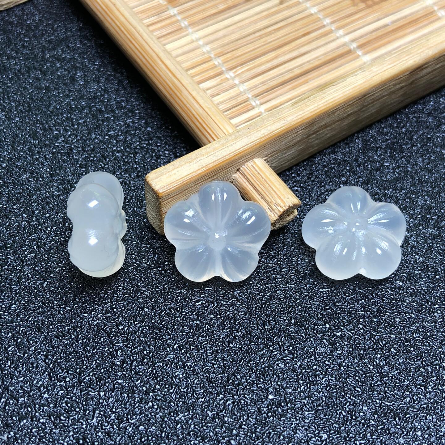 Lychee Frozen Plum Blossom Cloud Spacer Beads for DIY Jade Crystal Bracelets  Phone Chains