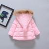 Cappotto invernale imbottito per bambina alla moda. Cappotto invernale imbottito