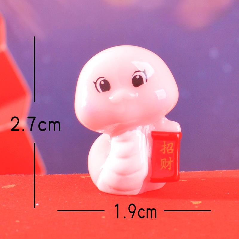 New Year Decorative Cartoon Snake Year Small Decorative Item for Attracting Wealth and Good Fortune Resin Handicrafts