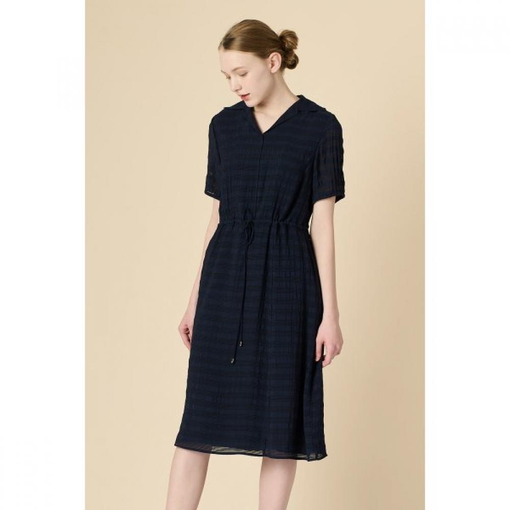 Bcbg Drawstring Dress With Shirt Collar B3m4o622