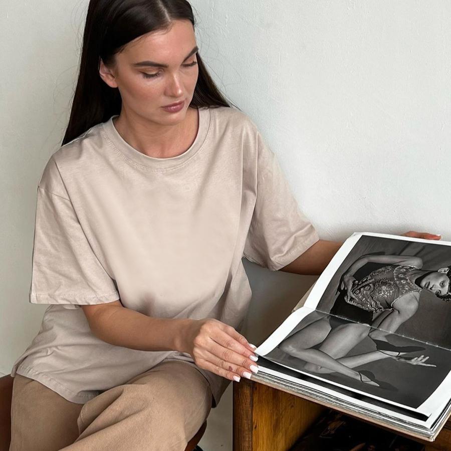 Women's Oversized Short Sleeve T-Shirts Basic Crewneck Tee Summer Breathable Loose Fit Casual Workout Solid Color Cotton Pullover Tops for Women