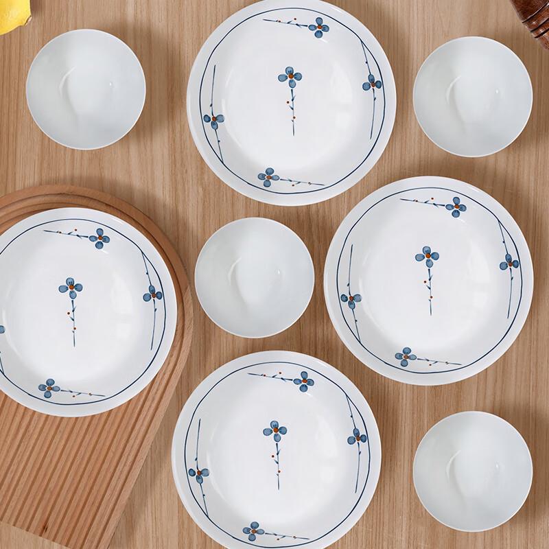 Mengyuan Plum Blossom 18-Piece Ceramic Dinnerware Set