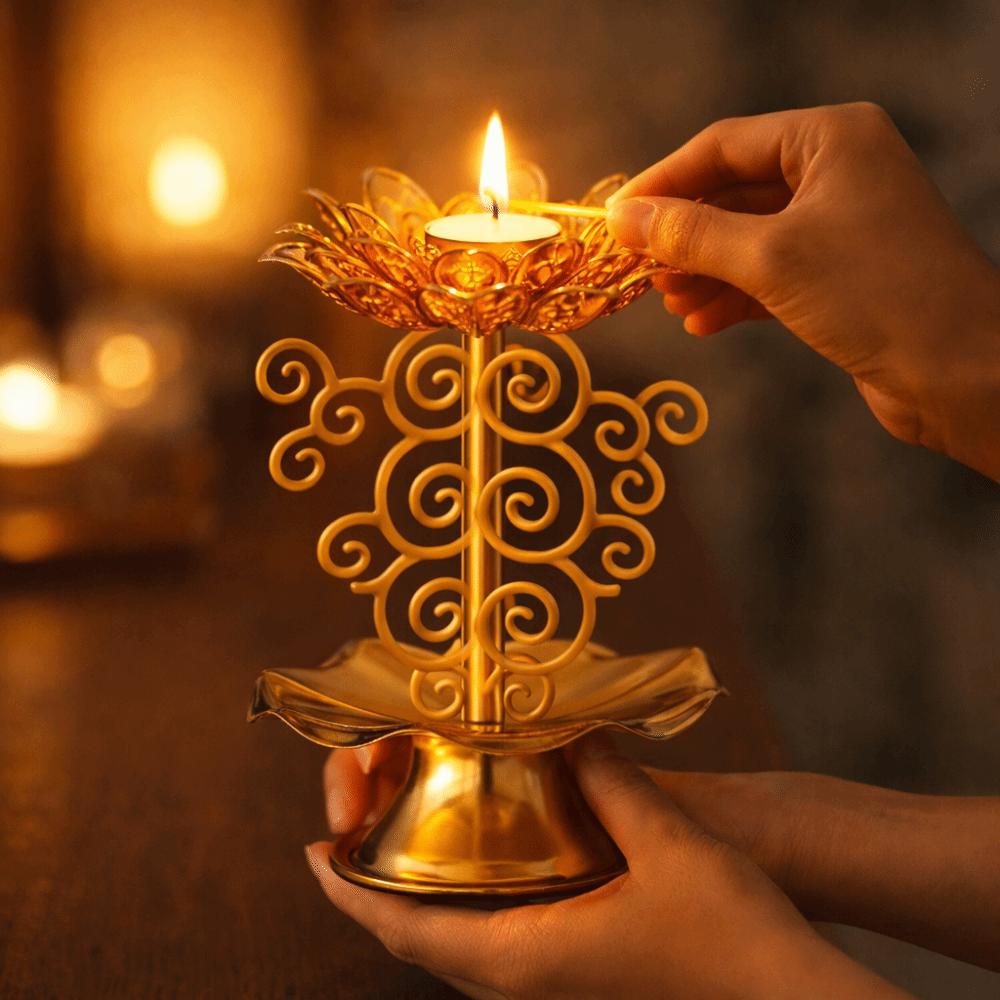 Retro Metal Lotus Lamp Exquisite Gold Candle Holder Flower Stand Ghee Lamp Holder Home Decoration