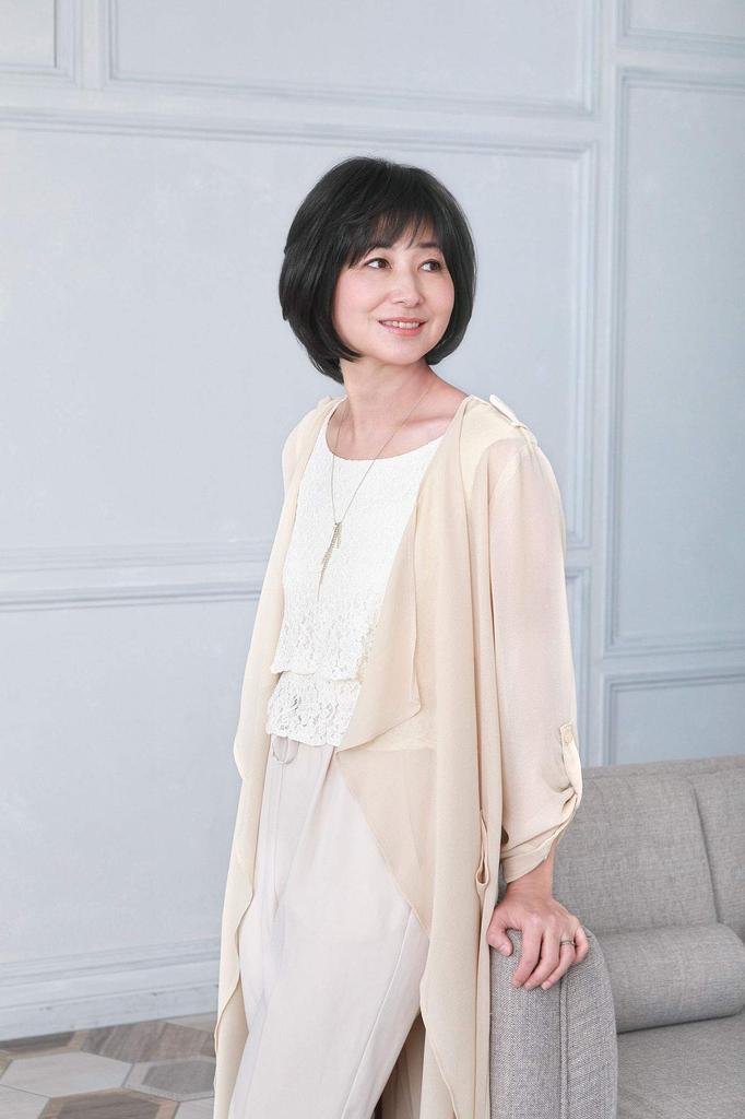 All-wig Mrs. Neo Classic Bob Heat-resistant Chocolate Black