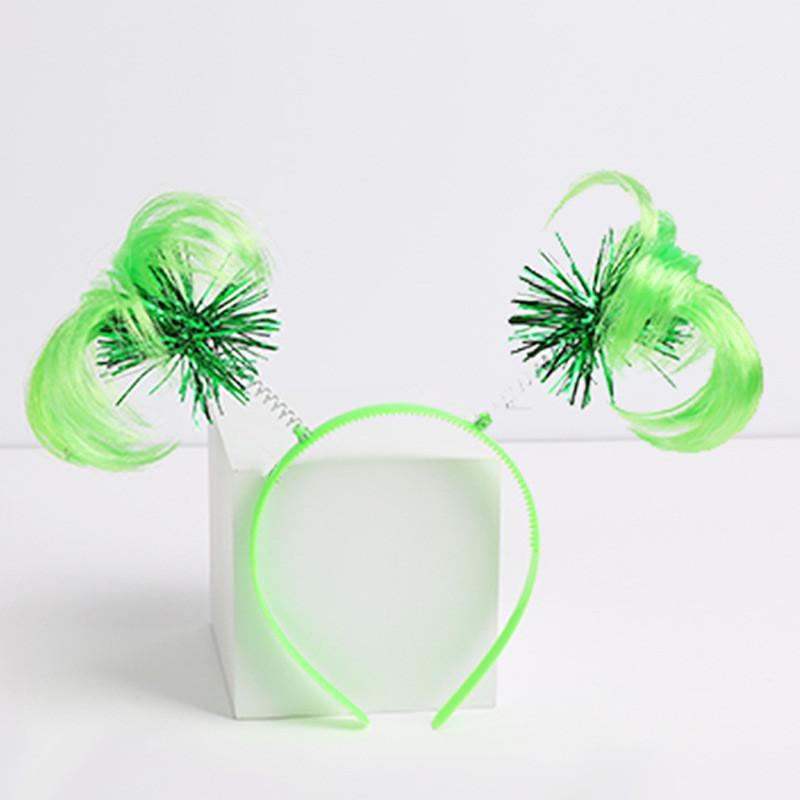 1980s Celebration Headgear Set With Feather Wigs And Jewelry For Seasonal Festivities