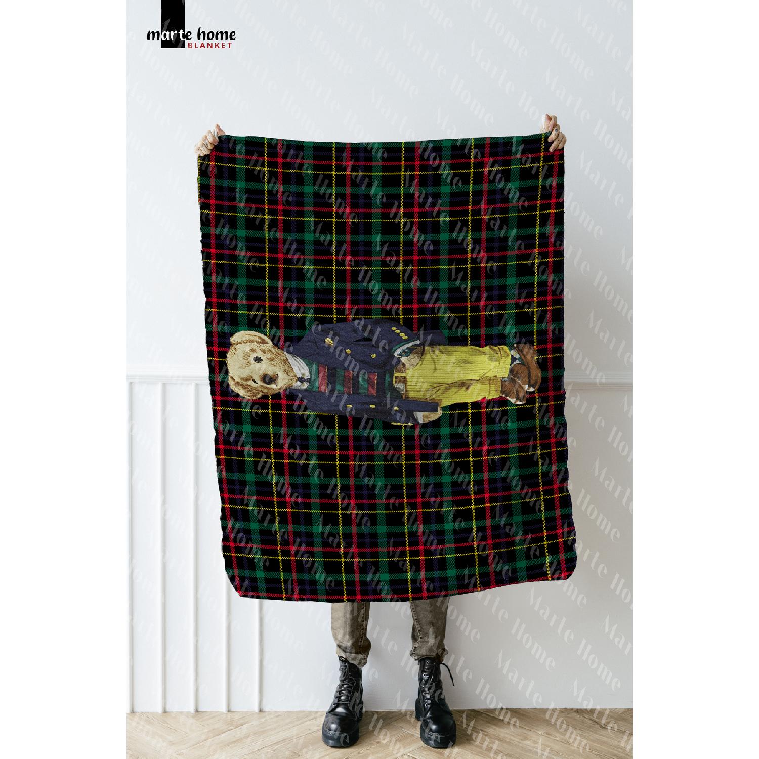 

Пледовое одеяло для телевизора Polar 100x170 см с рисунком плюшевого мишки с одной стороны и принтом 170 x 100