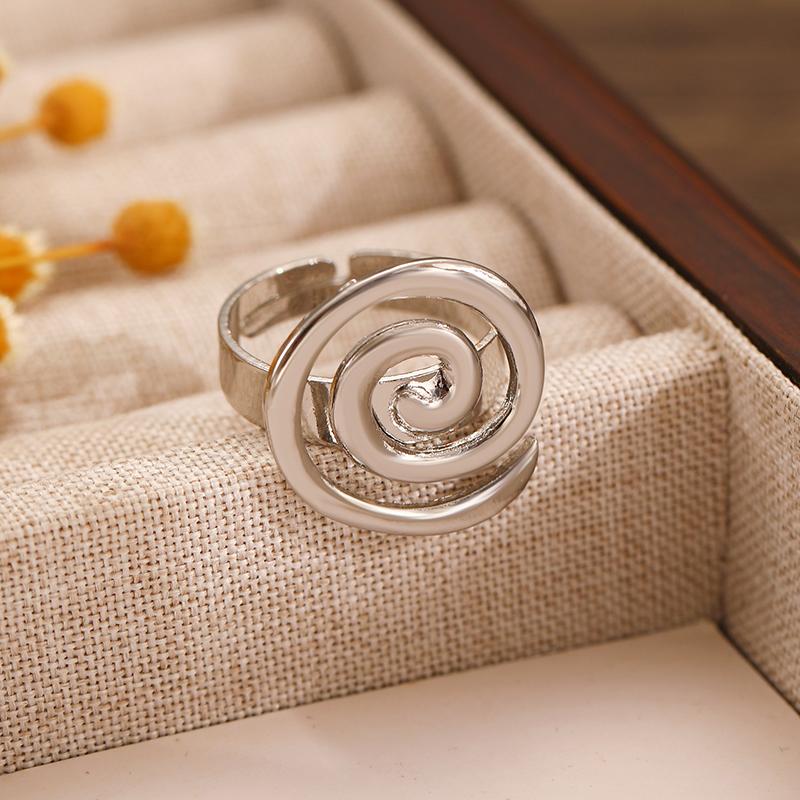 

European and American Fashion Metal Spiral Rings for Men and Women Personalized Silver Color High-End Women s Hand Accessories