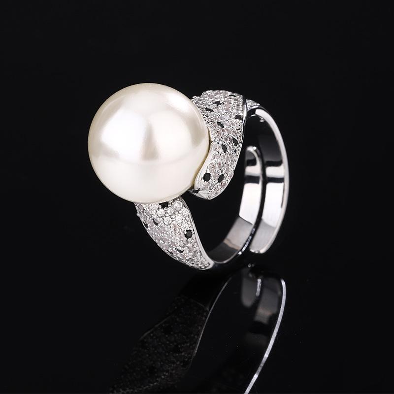 Jewelry Copper Platinum Plated Pearl Temperament Niche Design Ring 14Mm