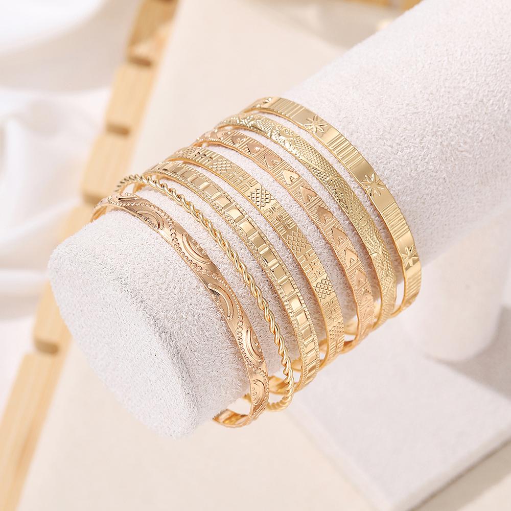 7PCS Women's Zircon Set, Women's Fashion Leisure Bracelet Set, Suitable for Daily Wear, On Holiday Gift for Friends