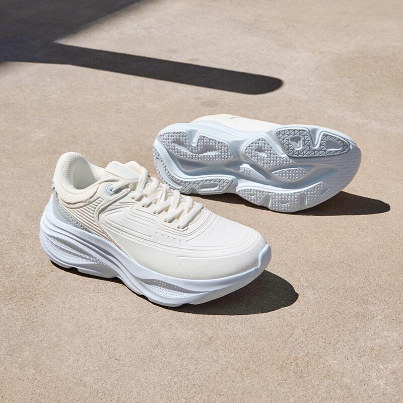 361 Degrees Women's Water-Repellent Platform Running Shoes