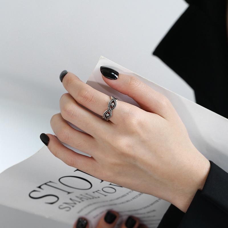 S925 Sterling Silver Retro Thai Wave Pattern Blackened Ring - Women's High-End European Style