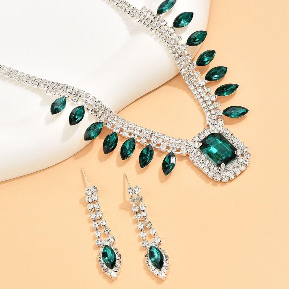 Exquisite Earrings Shining Necklace Bridal Rhinestone Jewelry Set Women