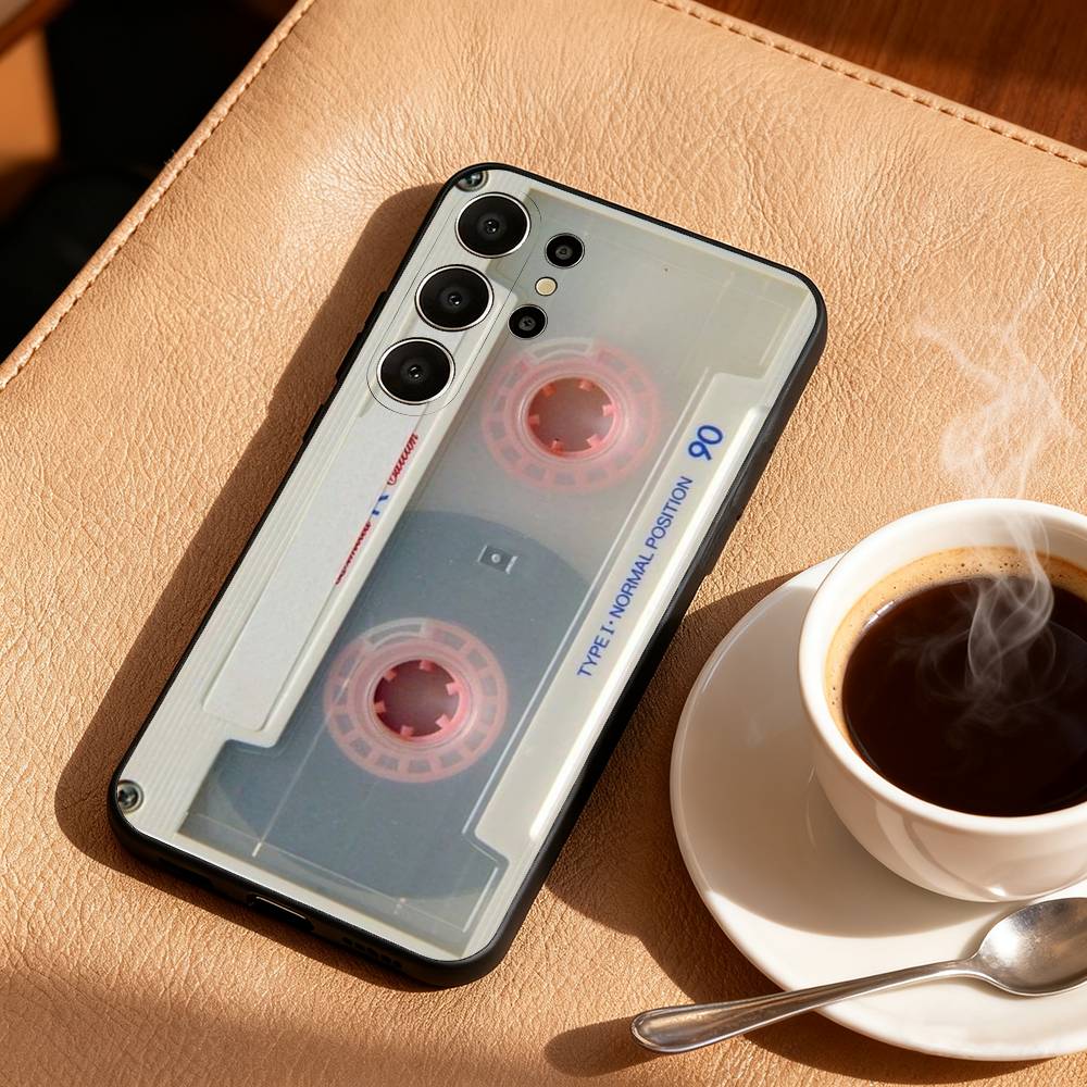 R-Retro C-Cassette T-tape Phone Case For Samsung S26,S25,24,23,22,30,21,10,9,Ultra,Plus,Lite,FE Soft Black Case