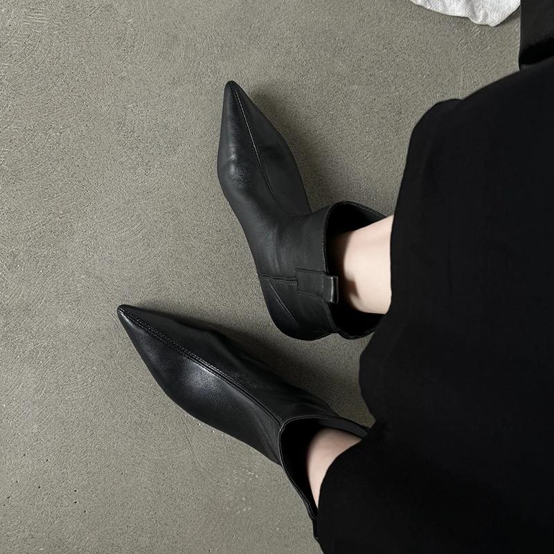 Fashion 2024 New Autumn Winter Women Boot Leather Short Boots for Women Fashion Pointed Toe Med Heels Ladies Shoes Modern Chelsea Boots