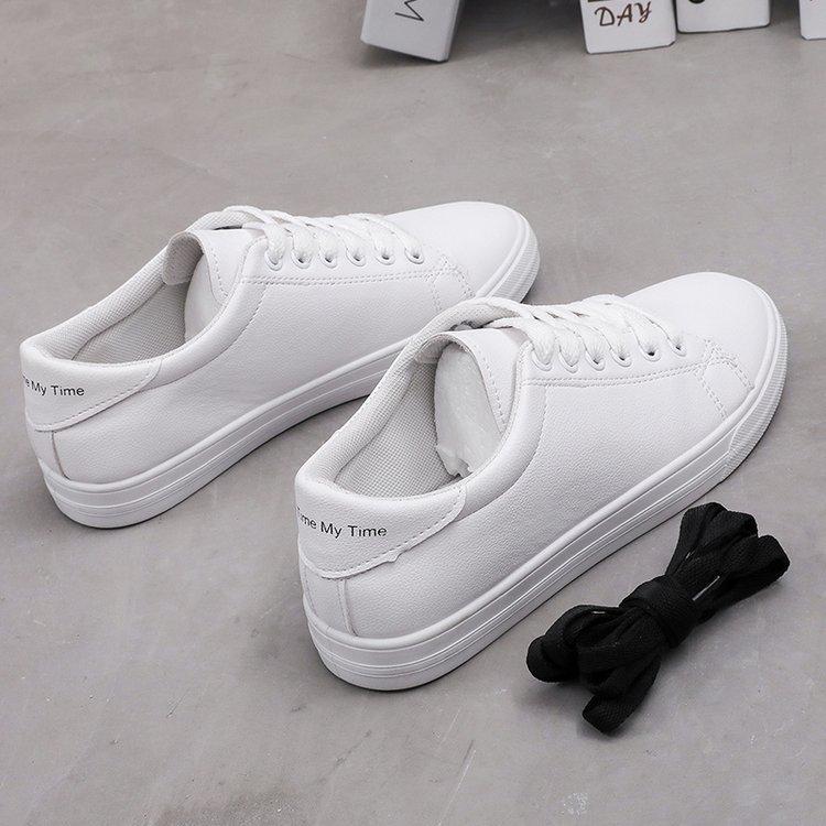 2024 Autumn Woman Shoes Fashion New Woman PU Leather Shoes Ladies Breathable Cute Heart Flats Casual Shoes White Sneakers 788