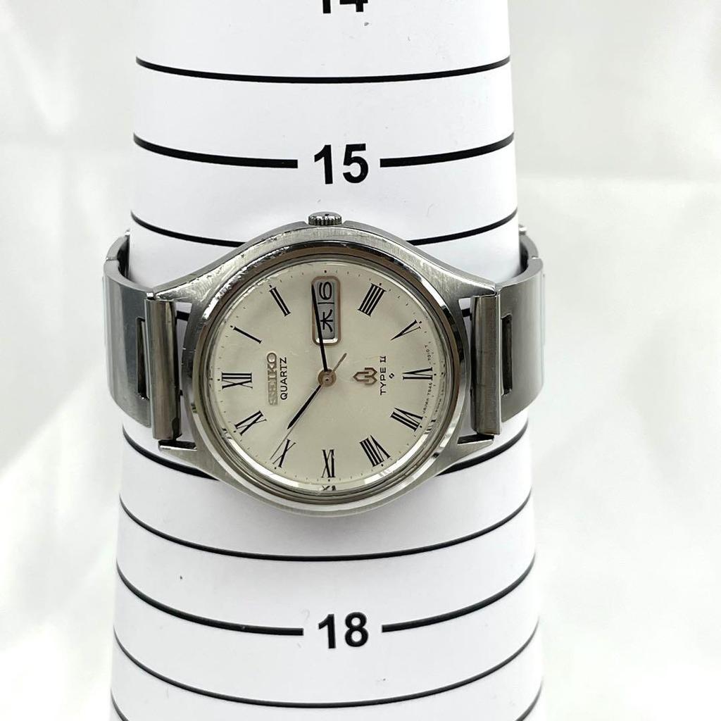 [USED] Seiko Type II Day-Date Watch, Silver, Quartz Movement, Battery Operation