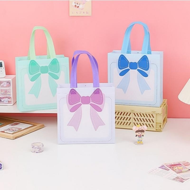 Non-woven Fabric Handheld Gift Bag Reusable Portable Shopping Tote for Presents Parties Decorative Durable Lightweight Carry Bag