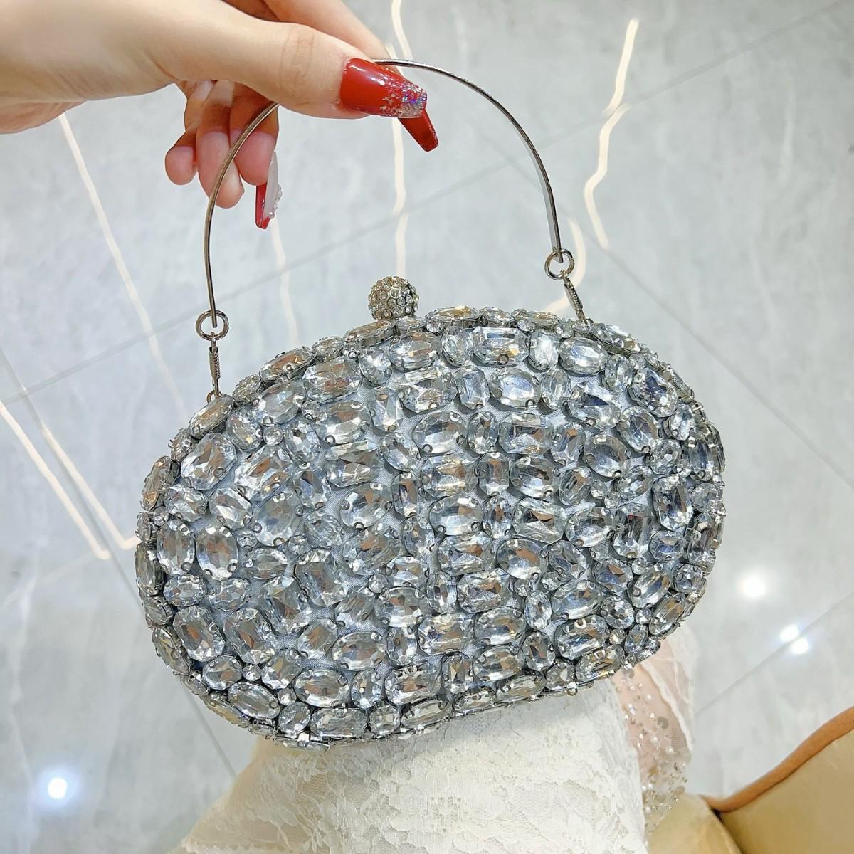 

2025 Fashionable Full Diamond Shiny Banquet Handbag Women Oval Shaped Extravagant Party Small Purse Chain Shoulder Bag Prom Bags