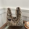 Leopardenmuster neue Mode Tote lässige Persönlichkeit große Kapazität Schulter Leopardenmuster 2025 Schultertasche Herbst und Winter Retro weiche Tasche