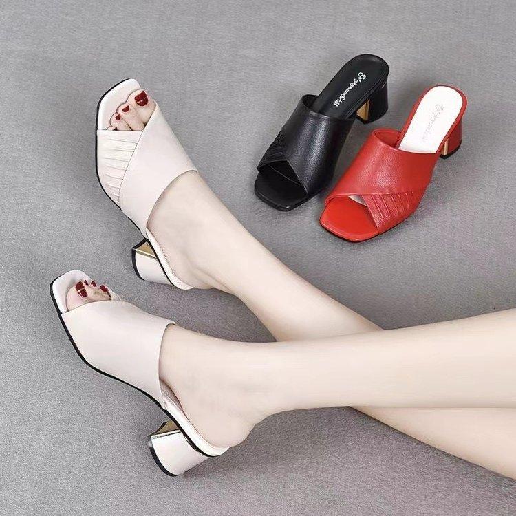 Soft leather cool slippers women's 2025 summer new women's versatile outer wear medium heel thick heel sandals fish mouth women's high heels