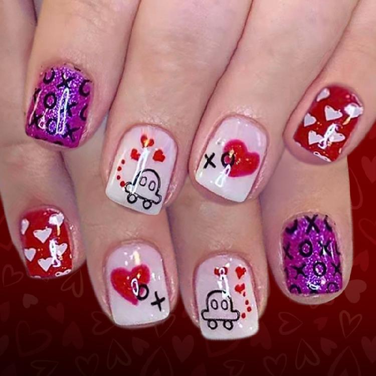 

Easy Wear Artificial Nail Valentine Purple Glitters Heart Design False Nail For Daily Use Event Special Occasions 1
