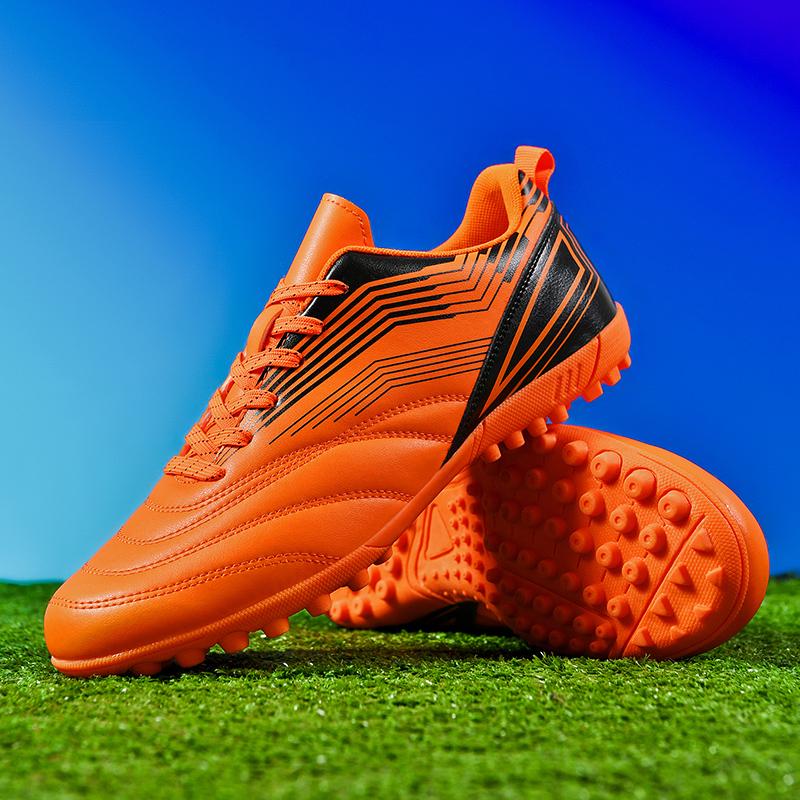 Professional Football Shoes Men Casual Society Sneaker Long Spikes TF/FG Resistant Soccer Shoes Boy High Quality Football Boots