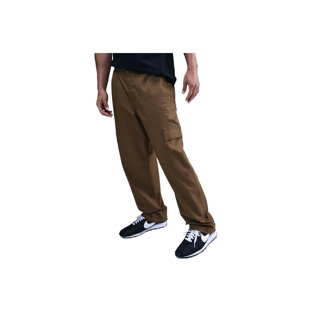 Nike Sportswear Men's Woven Tapered Leg Pants Mosswood Brown Standard Fit HV1434-235