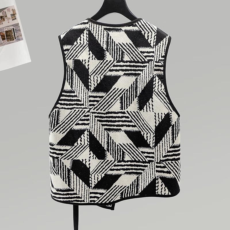 Sibaishai Women's Fashion Patchwork Single-Breasted Round Neck Vest