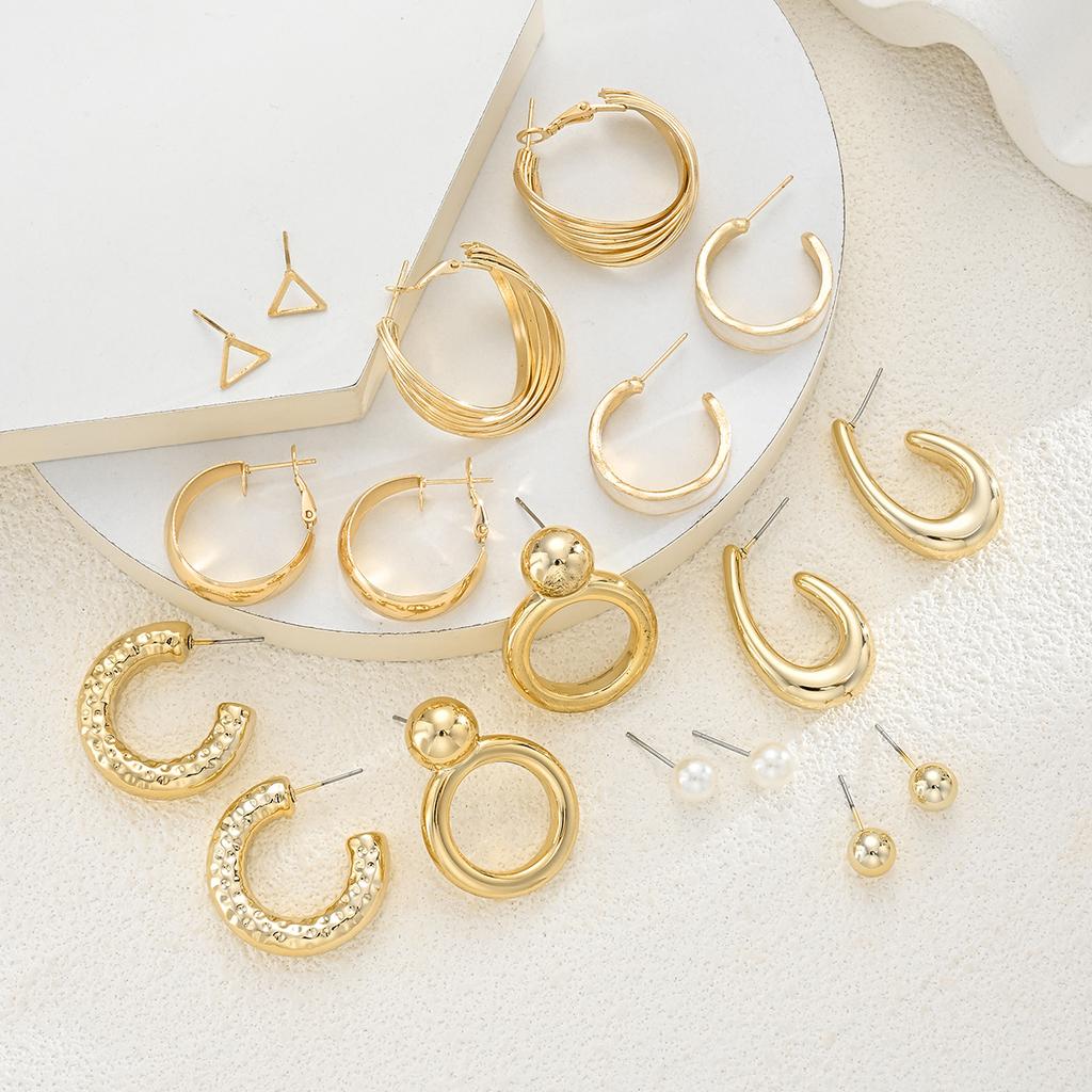18 Pcs Vintage Gold Geometric Earring Set White Enamel Pearl Stud Drop Big Circle Exaggerated Earrings for Women Daily Jewelry