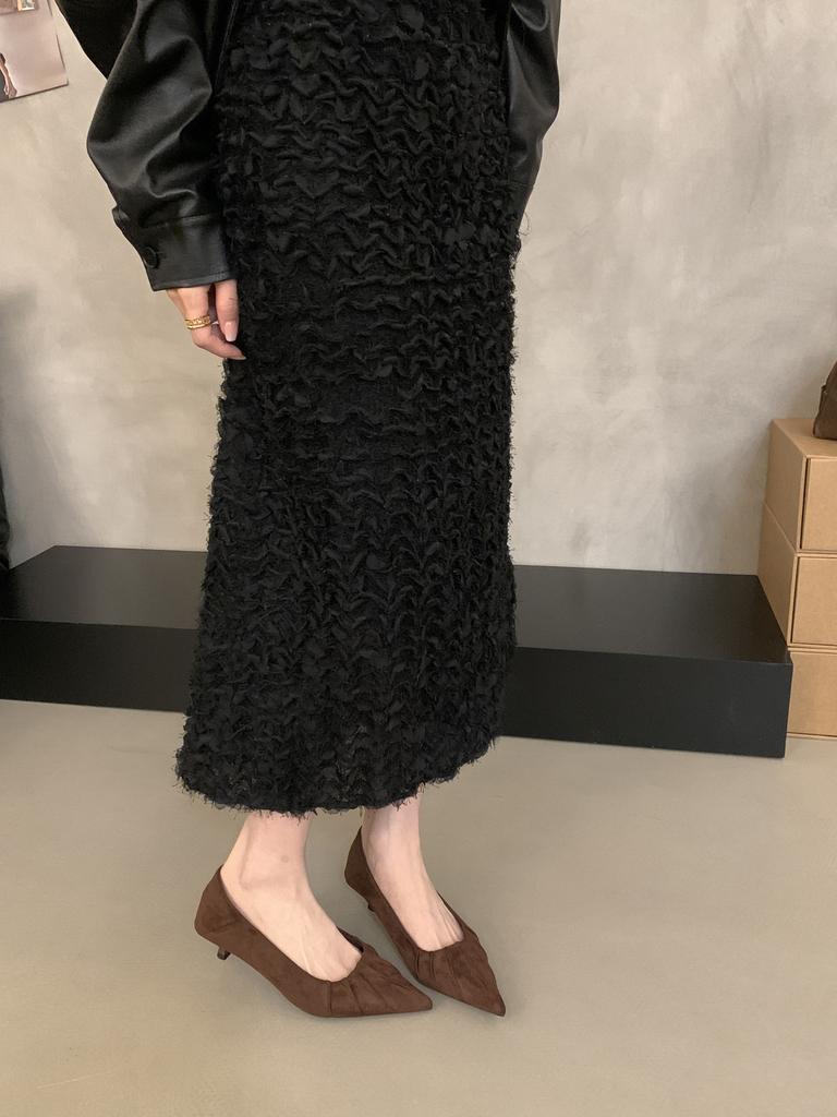 French Kitten Heel Medium High Heel Pointed Pleated Single Shoes Women's Shoes 2025 Summer Temperament Suede Black Commuter Shoes